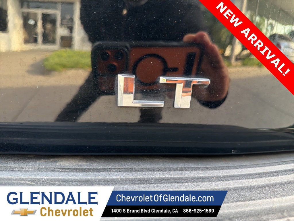 Used 2021 Chevrolet Suburban LT image 9
