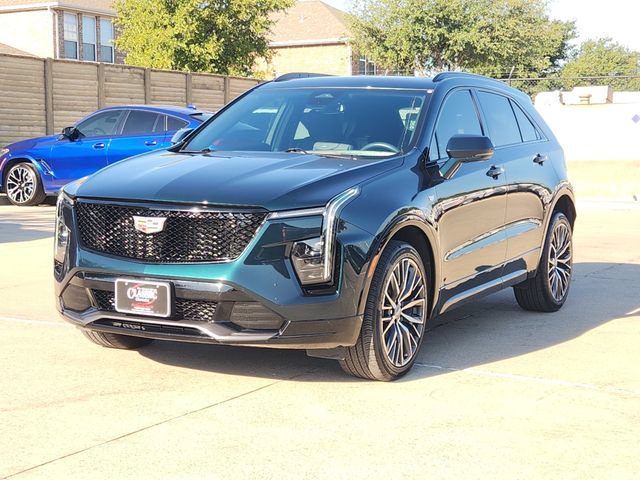Used 2024 Cadillac XT4 Sport w/ Cold Weather Package FWD image 11