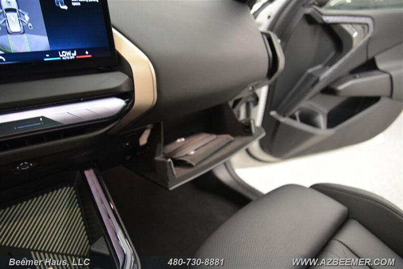 Used 2025 BMW X3 xDrive30i w/ Premium Package AWD/4WD image 40