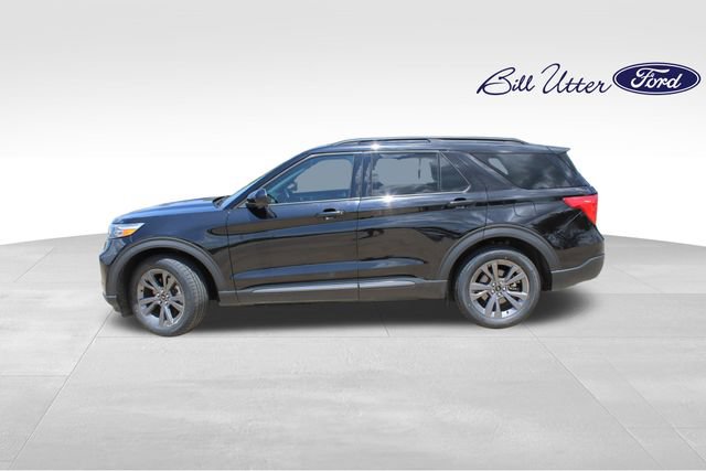 Used 2023 Ford Explorer XLT w/ Equipment Group 202A RWD image 8