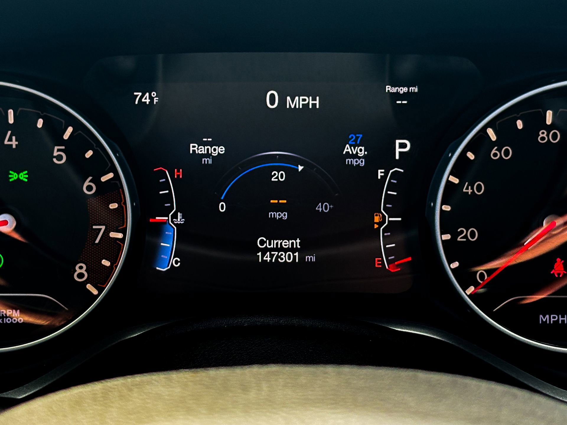 Used 2018 Jeep Compass Latitude w/ Popular Equipment Group FWD image 8