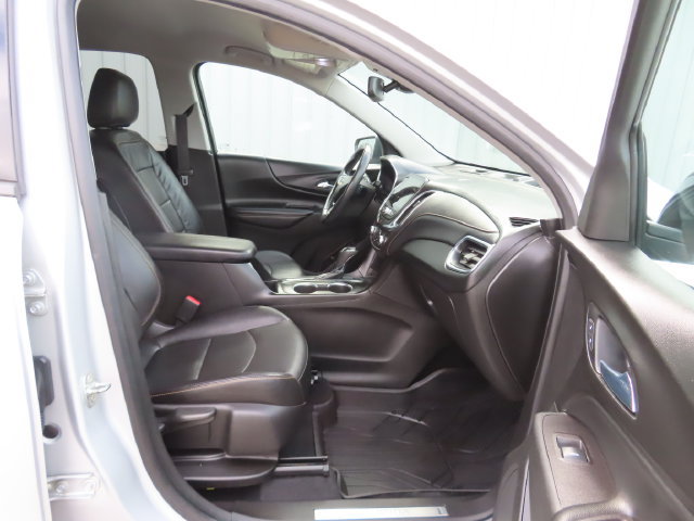 Used 2021 Chevrolet Equinox Premier w/ Redline Edition AWD/4WD image 23