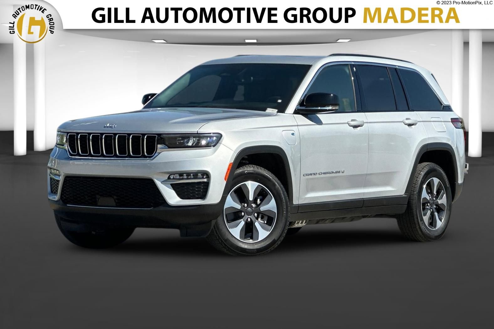Used 2024 Jeep Grand Cherokee Limited 4xe AWD/4WD image 1