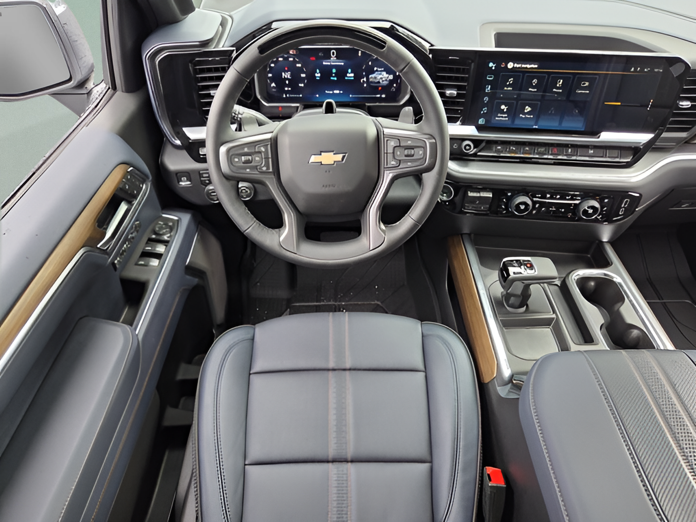 New 2026 Chevrolet Silverado 1500 High Country w/ High Country Premium Package AWD/4WD image 12