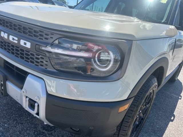 Used 2025 Ford Bronco Sport Badlands AWD/4WD image 9
