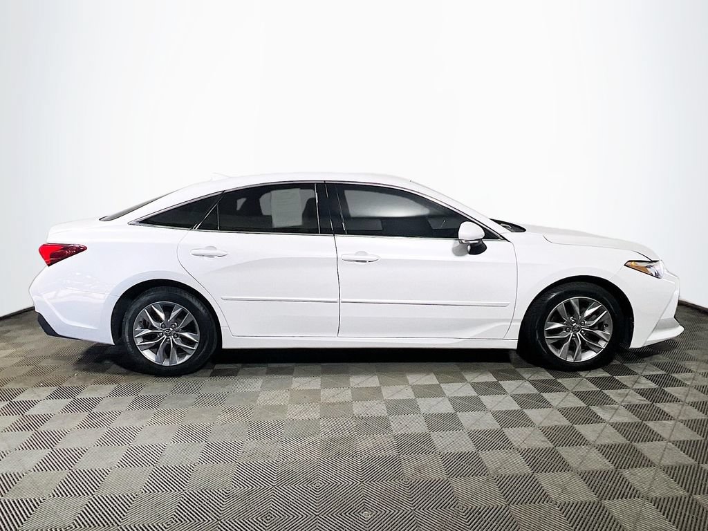 Certified 2021 Toyota Avalon XLE FWD image 8