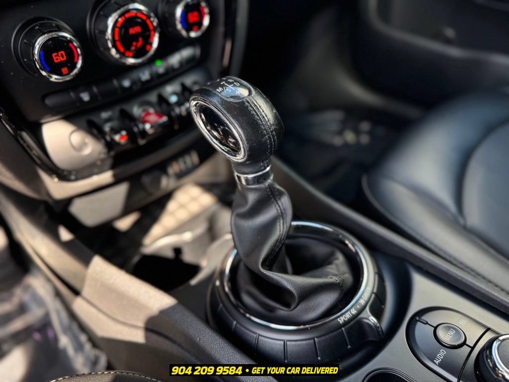 Used 2016 MINI Cooper Clubman FWD image 16