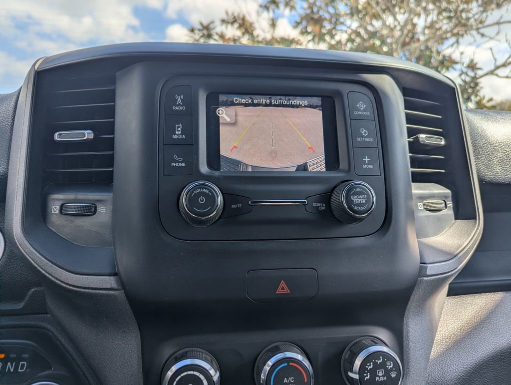 Used 2024 RAM 2500 Tradesman w/ Chrome Appearance Group image 29