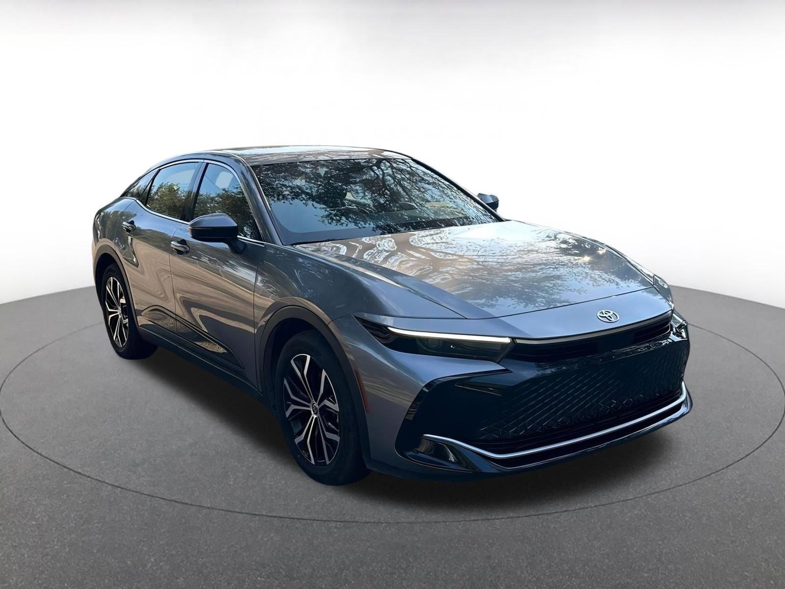 Used 2025 Toyota Crown XLE