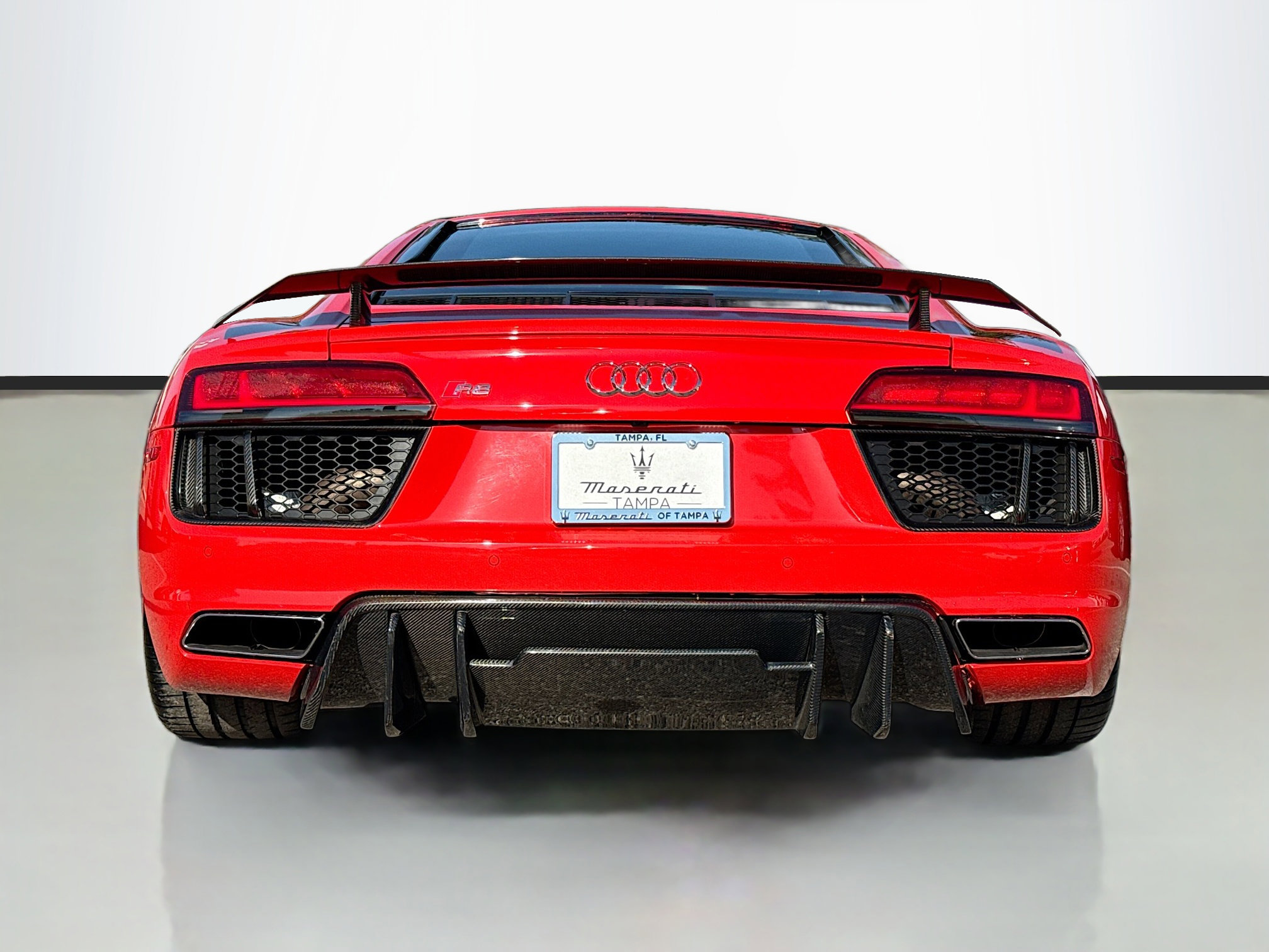 Used 2017 Audi R8 V10 plus image 4