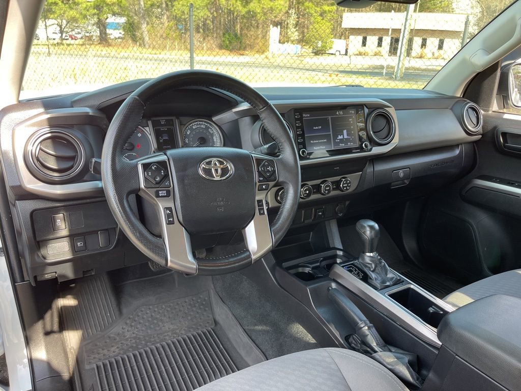 Certified 2022 Toyota Tacoma SR5 w/ SR5 Appearance Package (SM) image 8