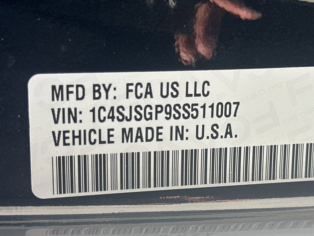 Used 2025 Jeep Grand Wagoneer L Series III w/ Rear Seat Video Group 1 image 35