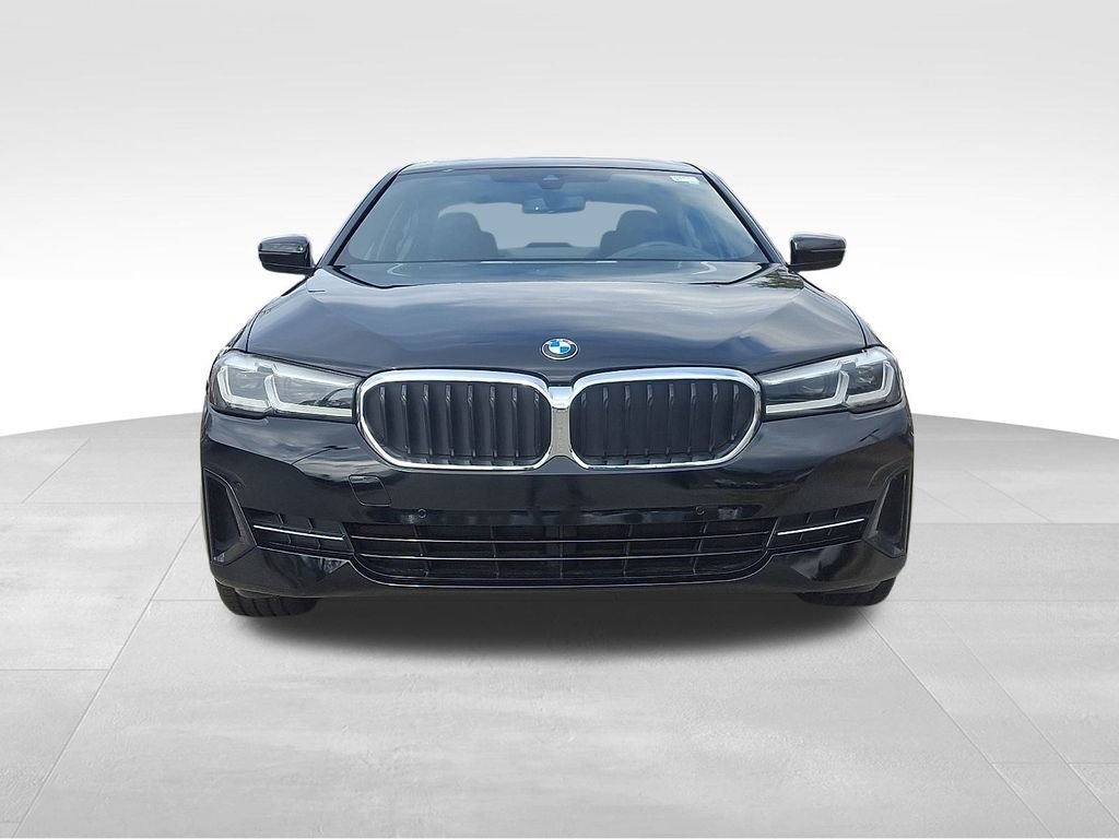 Used 2023 BMW 530i w/ Premium Package image 2
