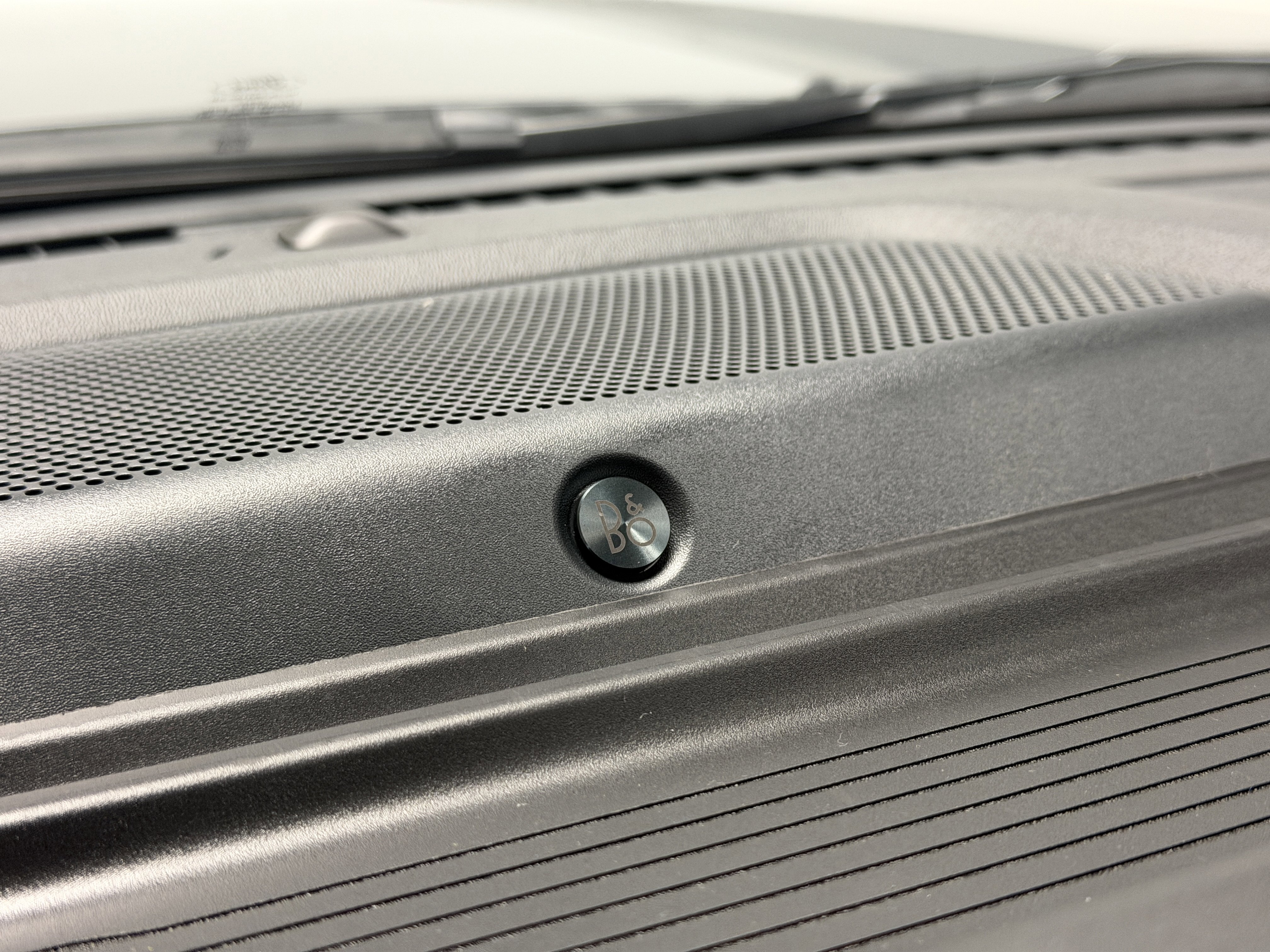 New 2026 Ford F250 Lariat w/ Black Appearance Package image 8