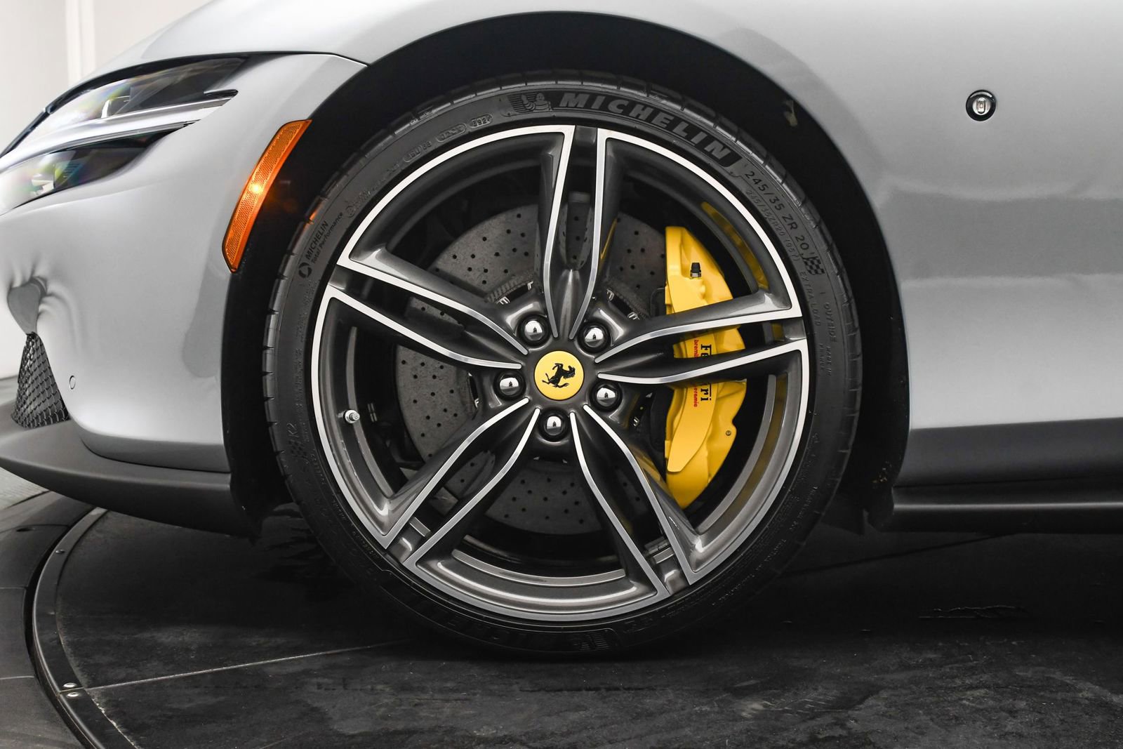 Certified 2025 Ferrari Roma Spider image 33