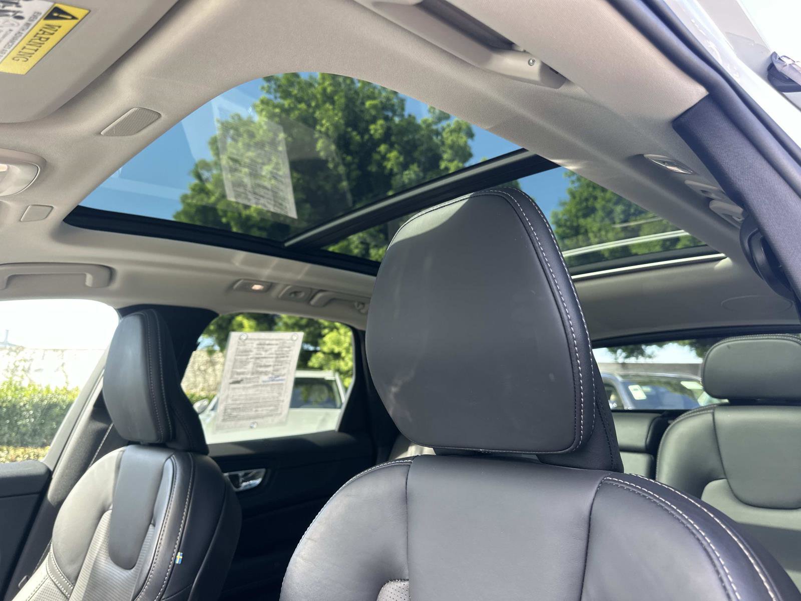 Certified 2023 Volvo XC60 B5 Ultimate image 35