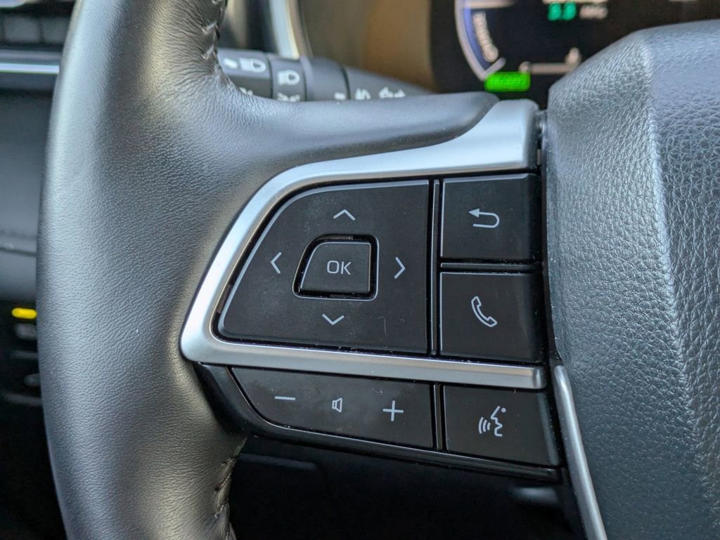 Certified 2025 Toyota Highlander Limited image 28