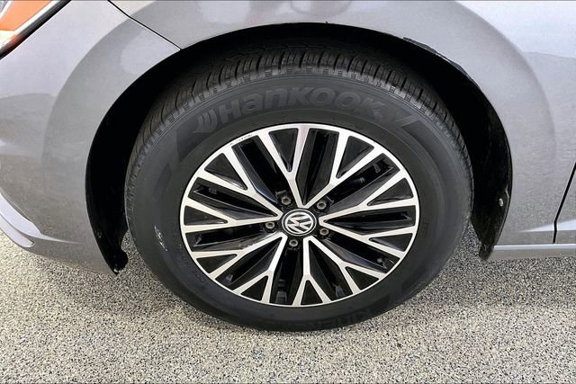 Used 2019 Volkswagen Jetta SE FWD image 39