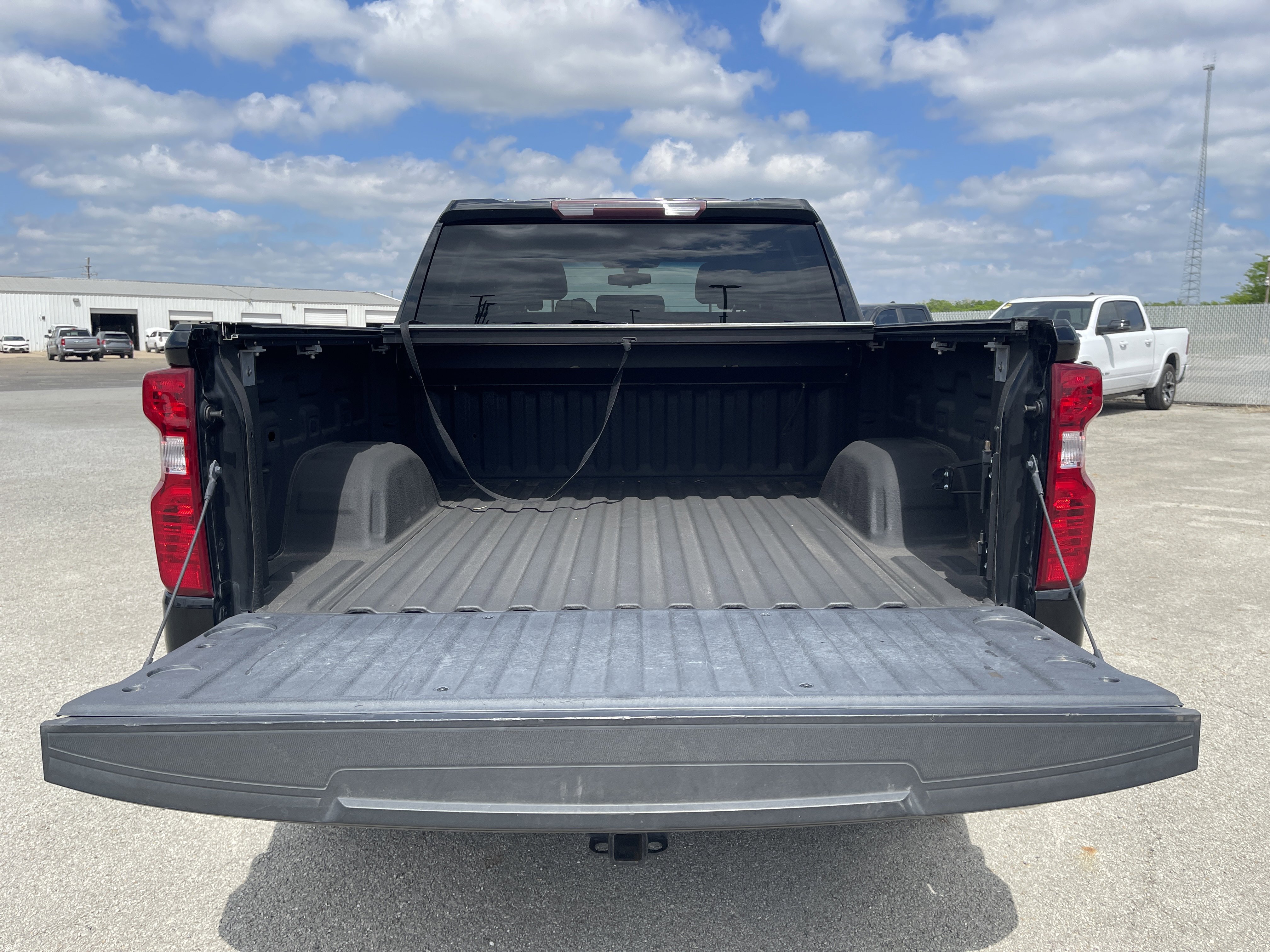 Used 2019 Chevrolet Silverado 1500 LT w/ Texas Edition image 14