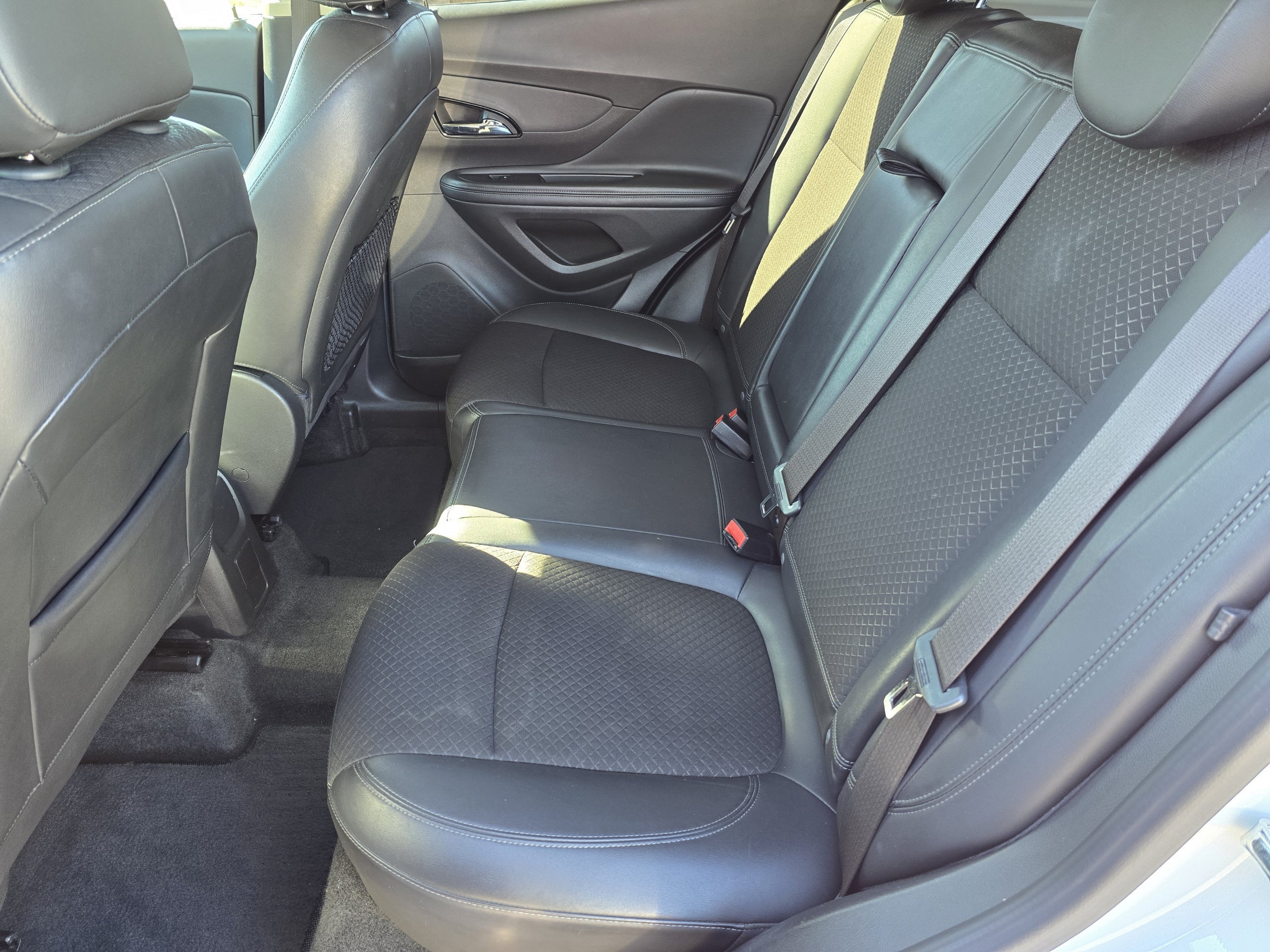 Used 2018 Buick Encore Preferred FWD image 6