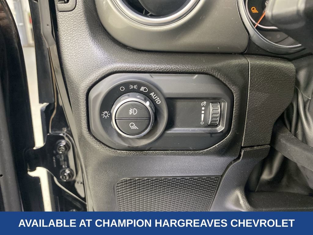 Used 2023 Jeep Gladiator Overland image 23