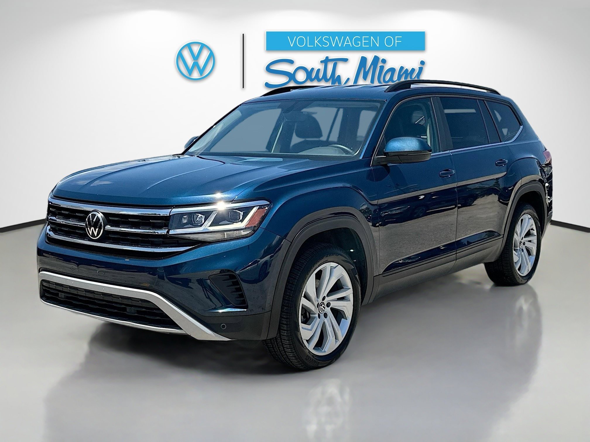 Used 2022 Volkswagen Atlas SE image 3