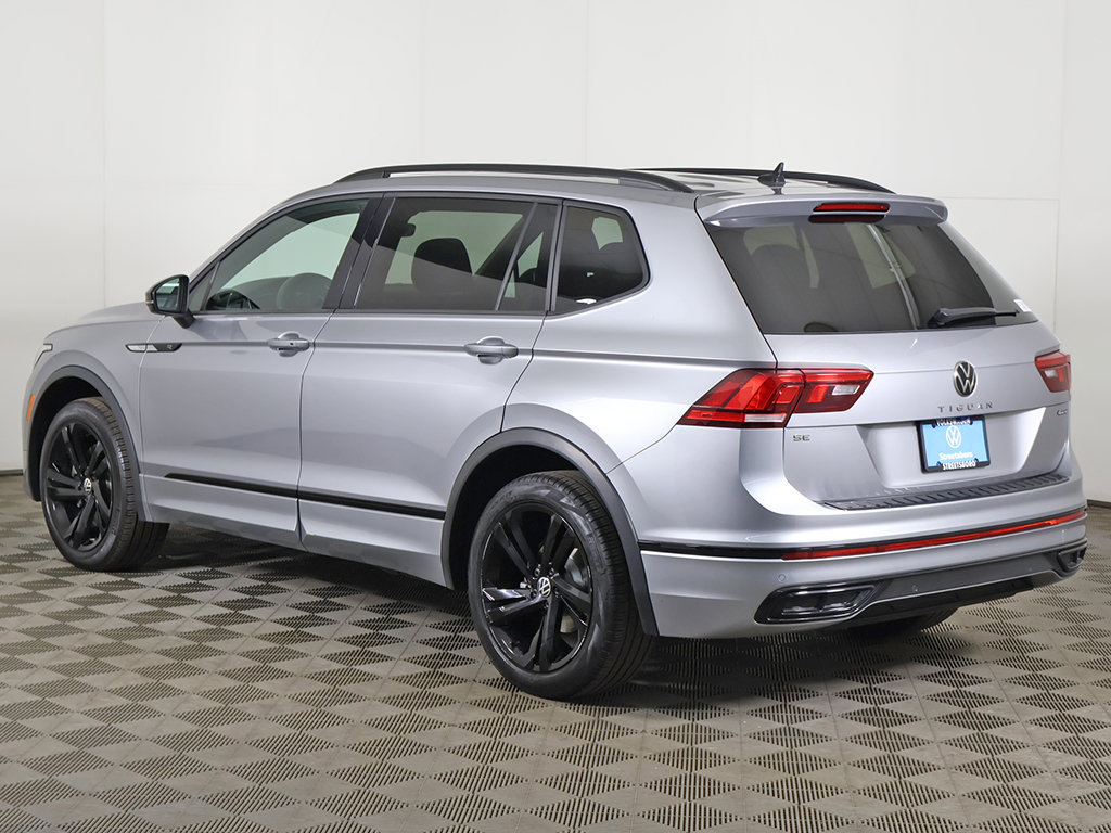 Used 2024 Volkswagen Tiguan SE R-Line AWD/4WD image 10