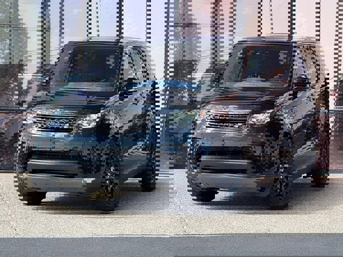 Used 2019 Land Rover Discovery HSE image 3