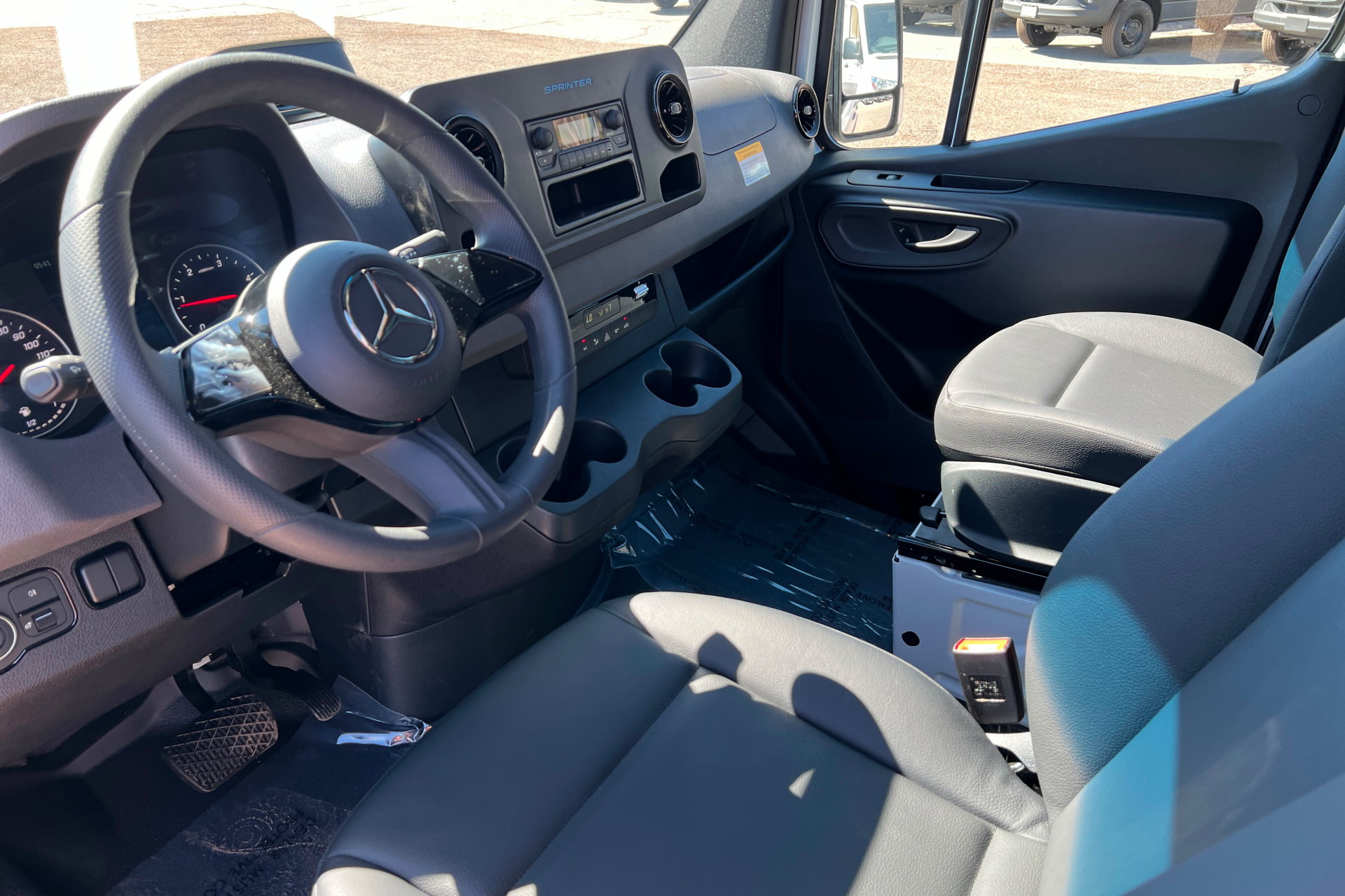 New 2025 Mercedes-Benz Sprinter 2500 image 15