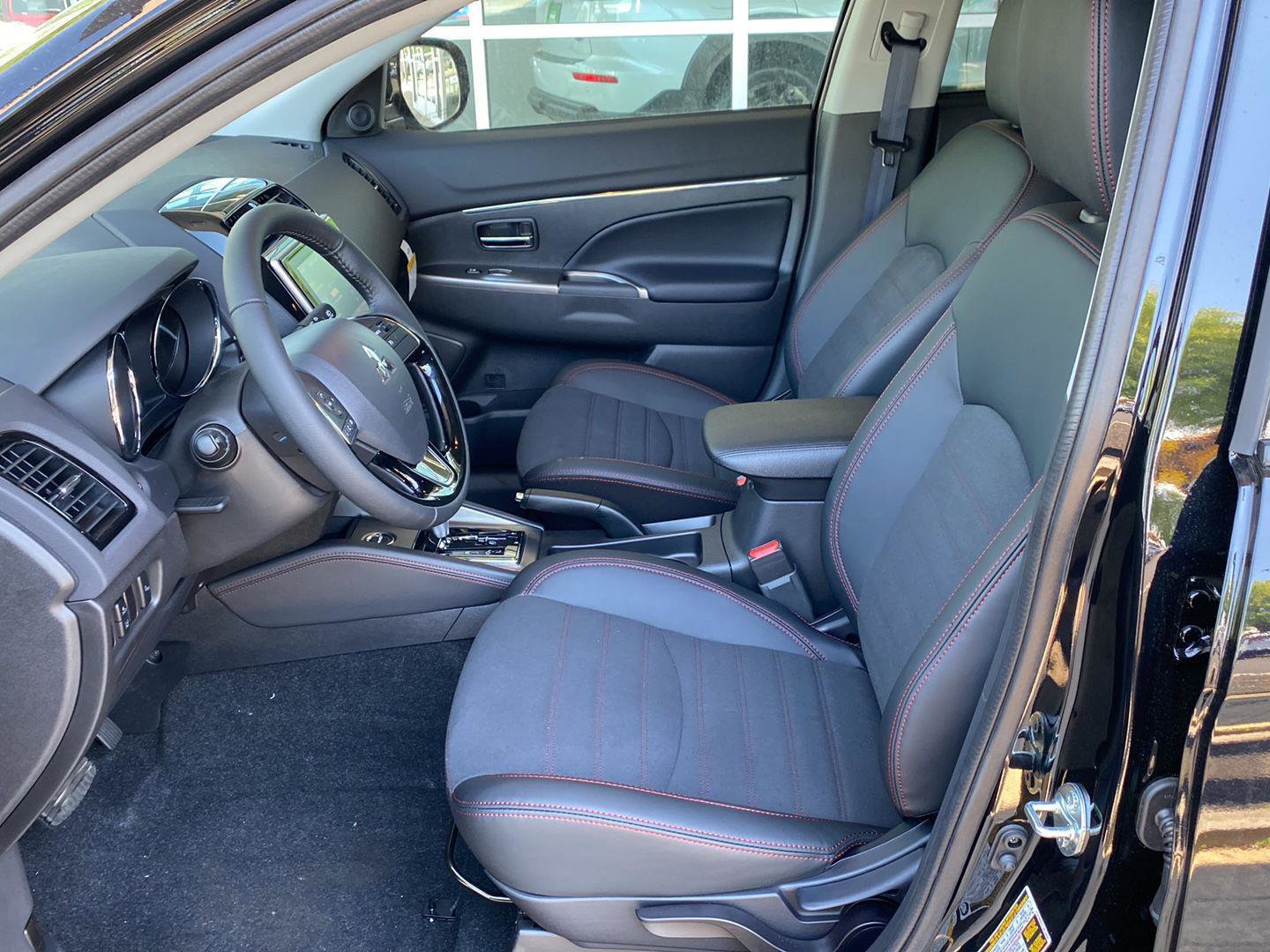 New 2026 Mitsubishi Outlander Sport SE image 14