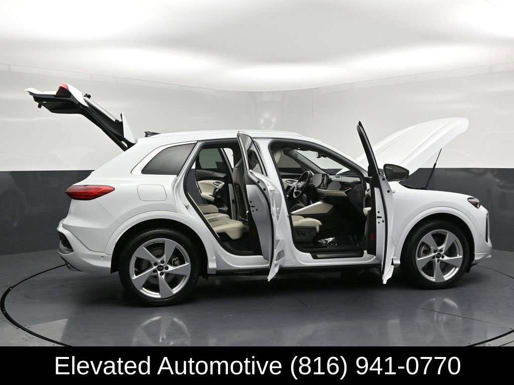 Used 2025 Audi Q5 Prestige AWD/4WD image 35