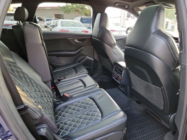 Used 2021 Audi SQ7 Premium Plus w/ Driver Assistance Package AWD/4WD image 16
