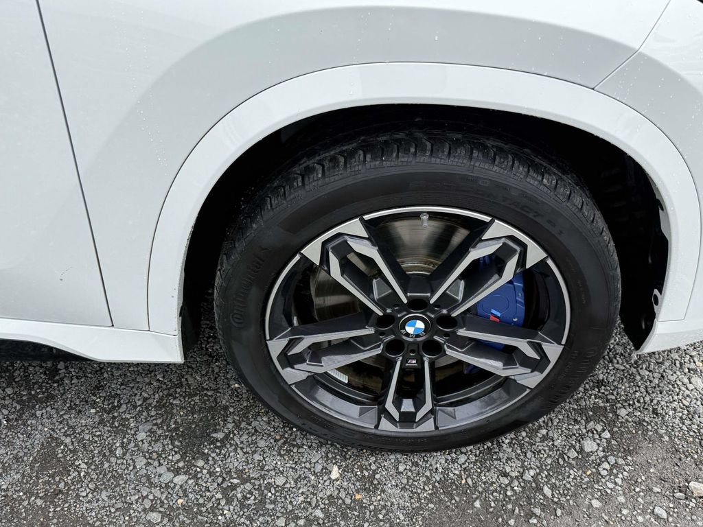 Used 2025 BMW X1 M35i w/ Shadowloine Package AWD/4WD image 7