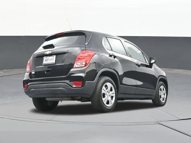 Used 2017 Chevrolet Trax LS FWD image 46