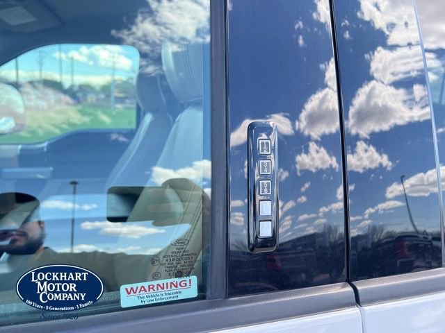Used 2019 Ford F250 Lariat w/ Lariat Value Package AWD/4WD image 9
