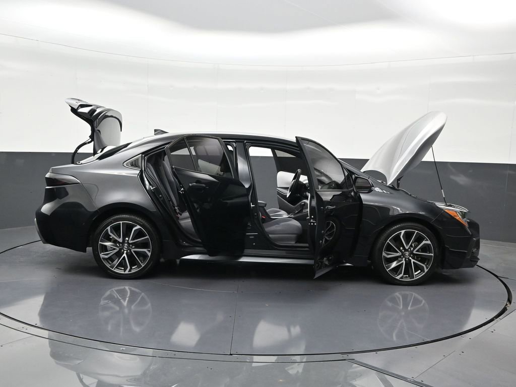 Used 2022 Toyota Corolla SE image 32