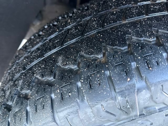 Used 2024 GMC Sierra 1500 SLE image 31