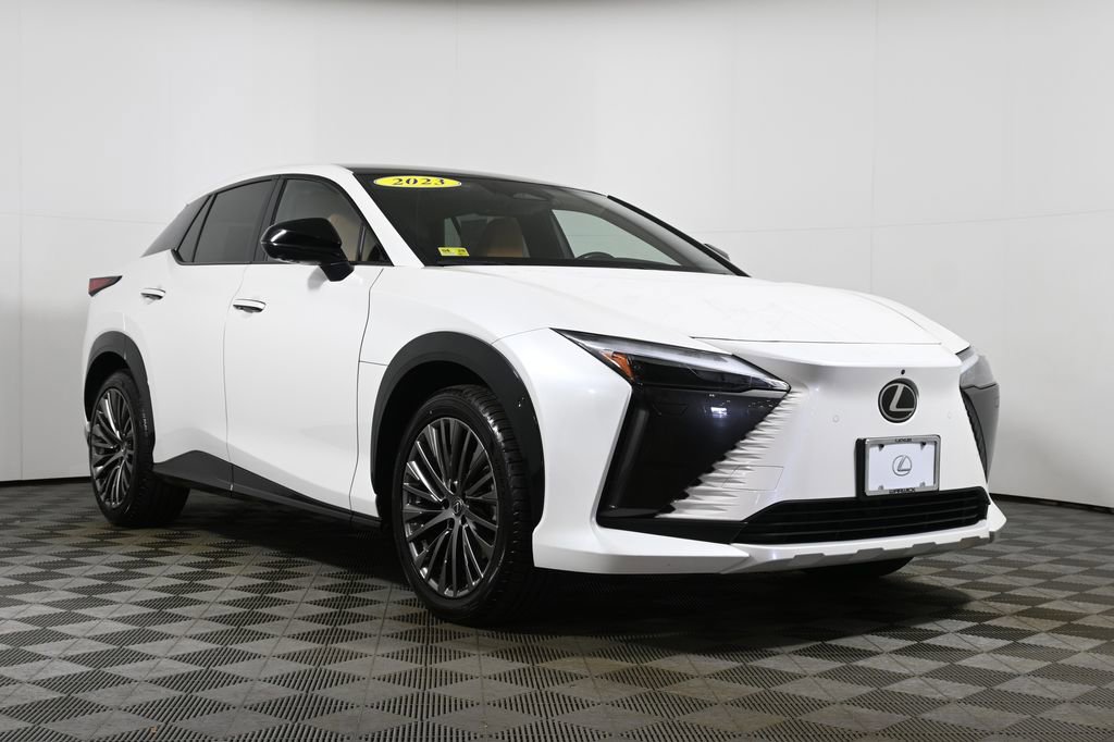 Used 2023 Lexus RZ 450e Premium w/ Accessory Package (2T) image 9