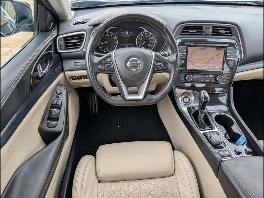 Used 2019 Nissan Maxima Platinum w/ Illumination Package FWD image 11