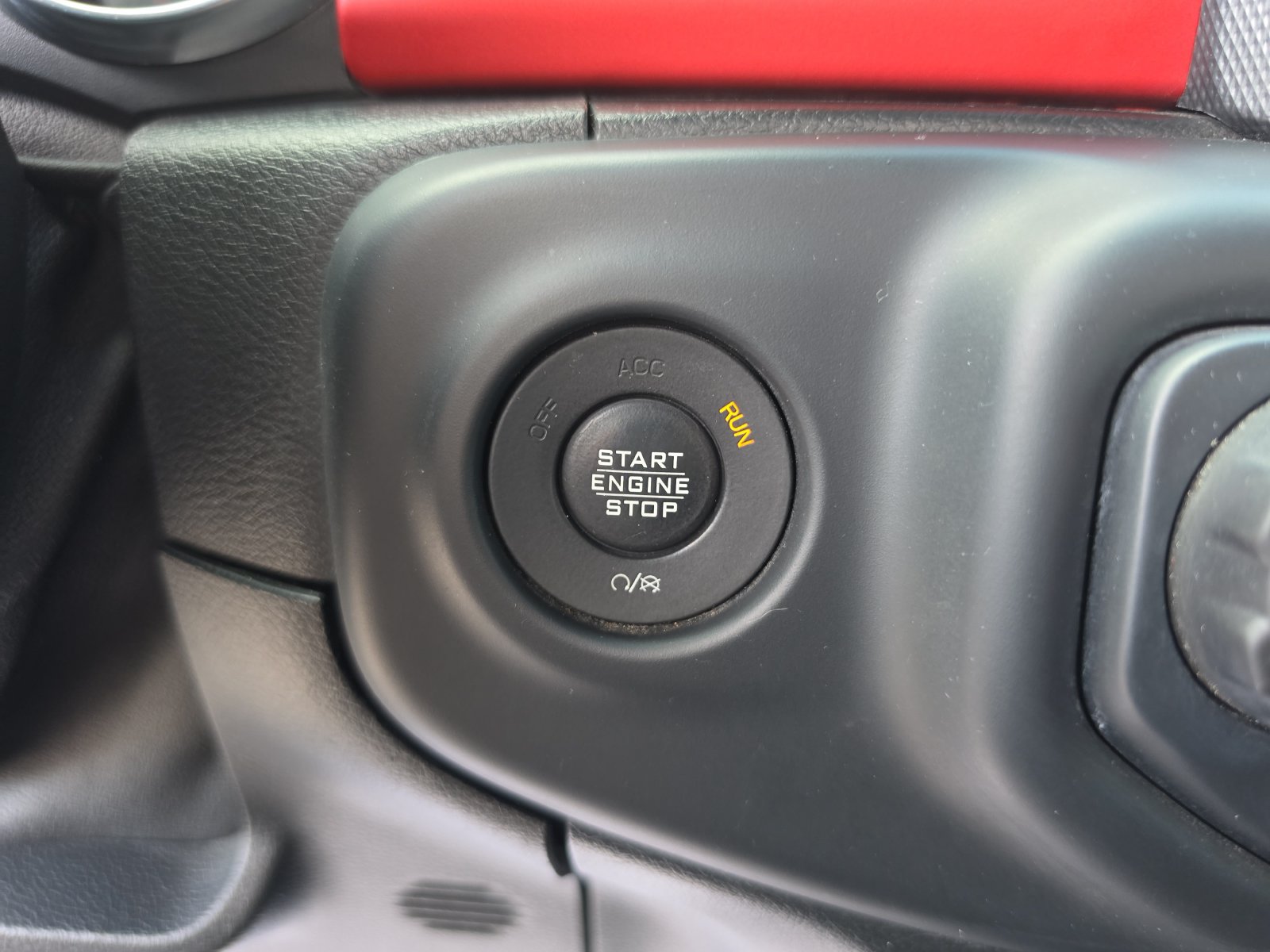 Used 2018 Jeep Wrangler Rubicon AWD/4WD image 22