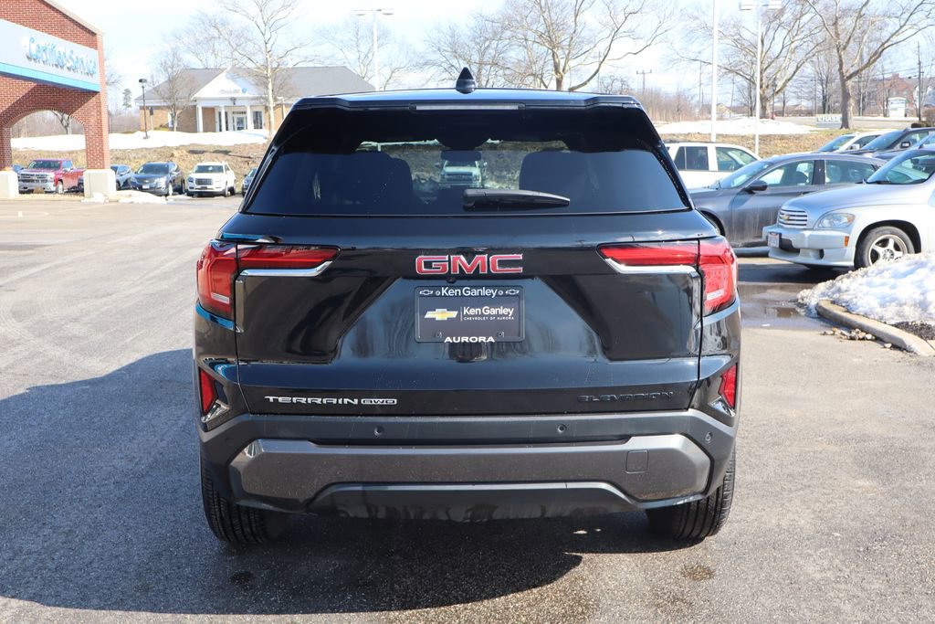 Used 2025 GMC Terrain Elevation image 28
