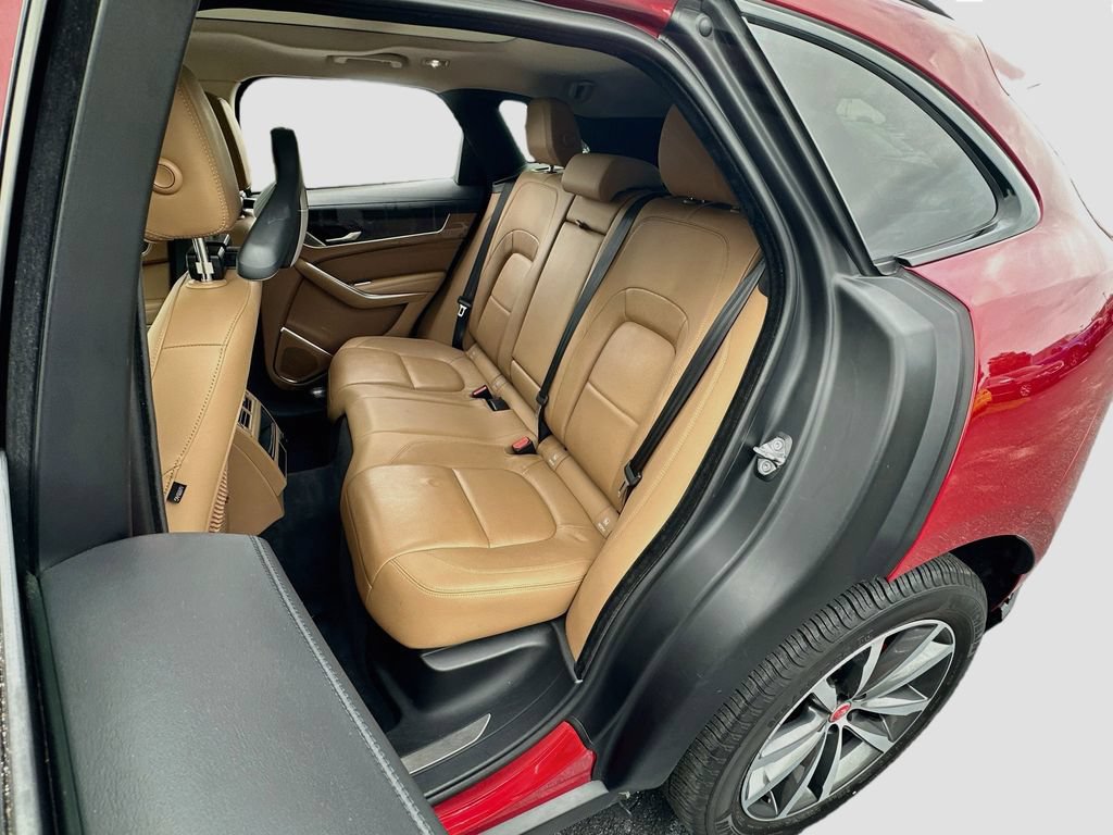 Used 2022 Jaguar F-PACE S AWD/4WD image 26