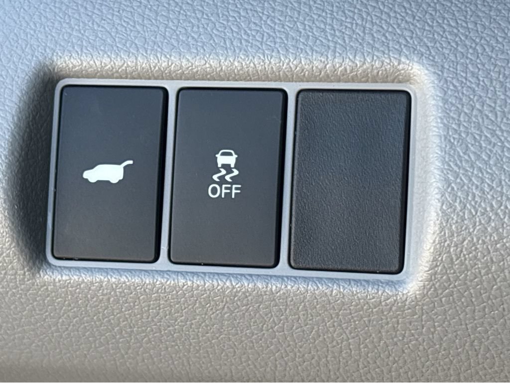 Used 2025 Honda Pilot EX-L image 7