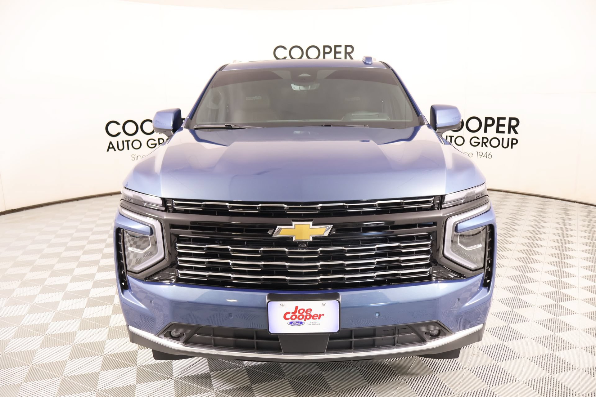 Used 2026 Chevrolet Tahoe High Country AWD/4WD image 9