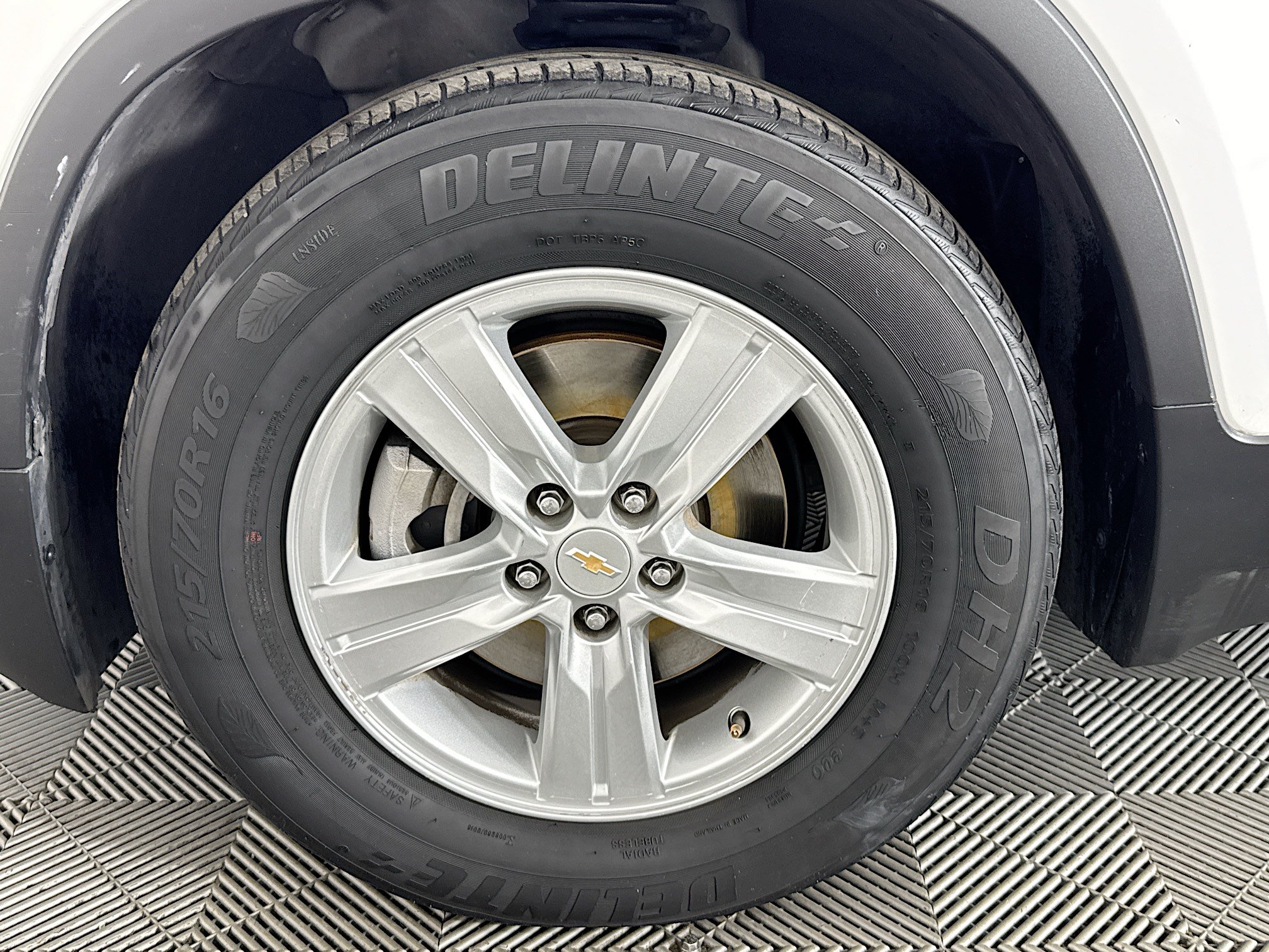 Used 2022 Chevrolet Trax LS w/ Tint and Cruise Package FWD image 36