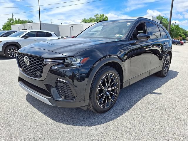 Certified 2025 MAZDA CX-70 Plug-In Hybrid w/ Premium Plus AWD/4WD image 4