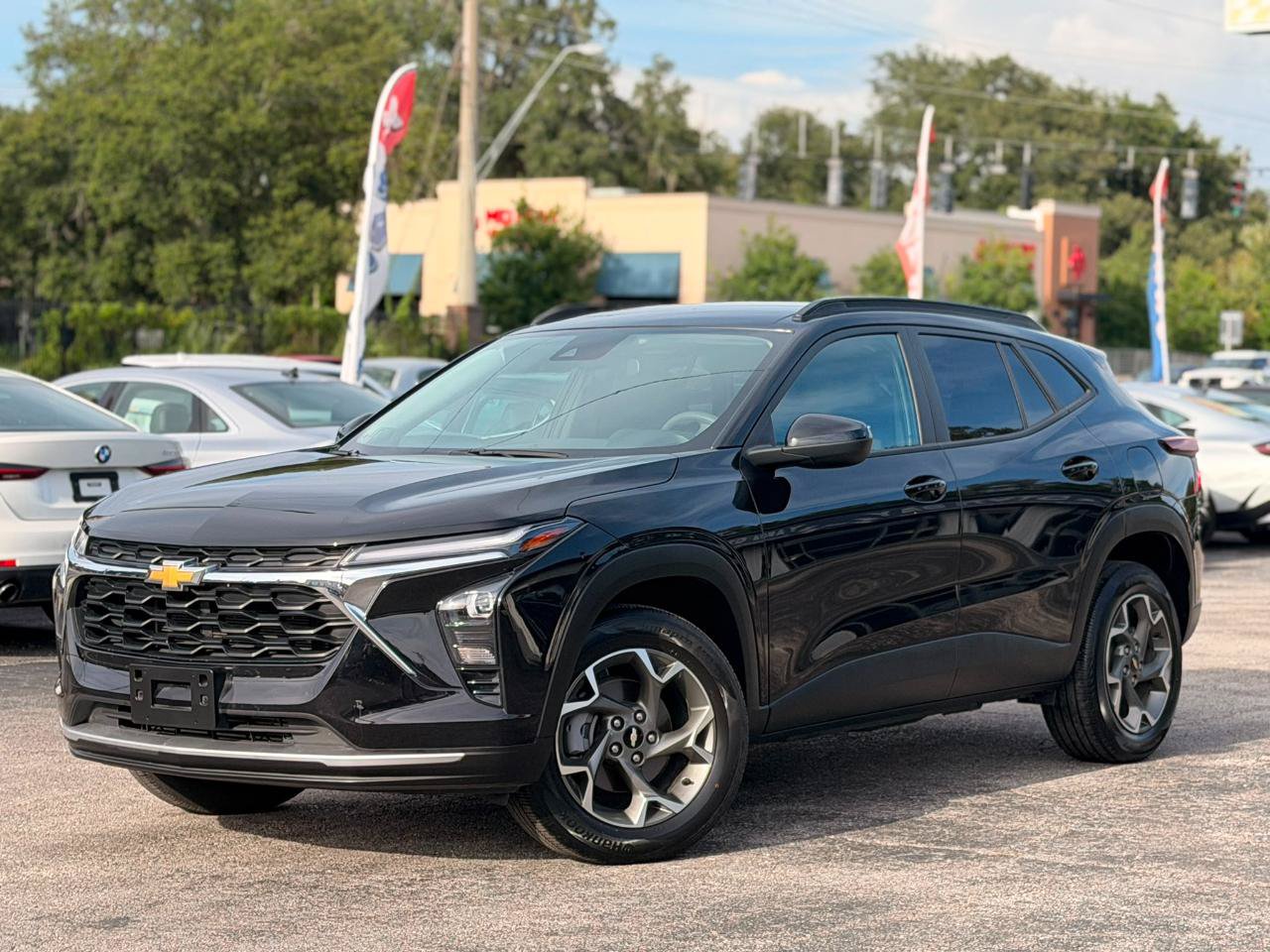Used 2025 Chevrolet Trax LT
