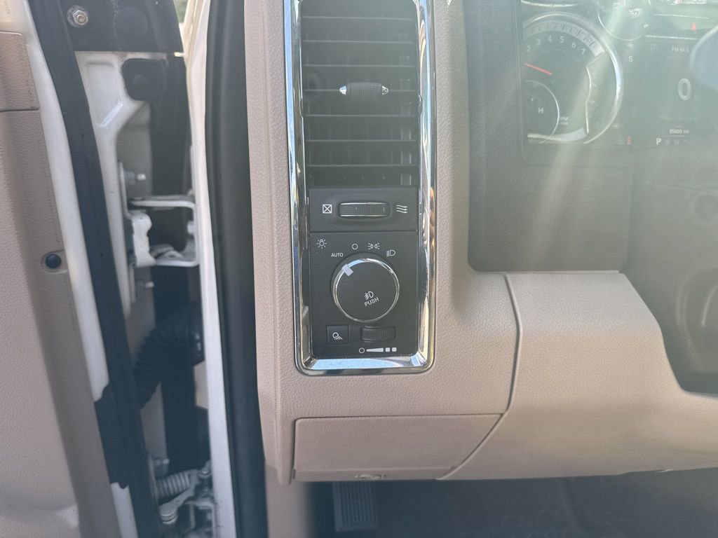 Used 2016 RAM 1500 Laramie w/ Convenience Group image 11