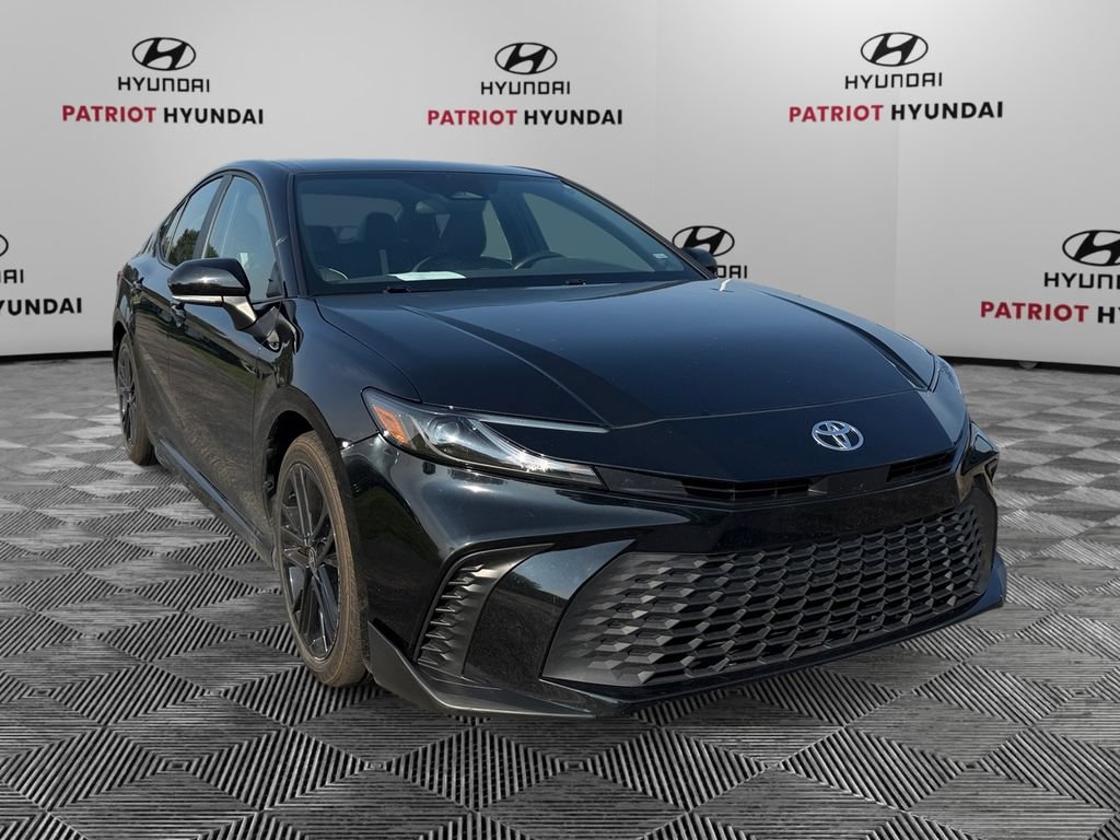 Used 2025 Toyota Camry SE