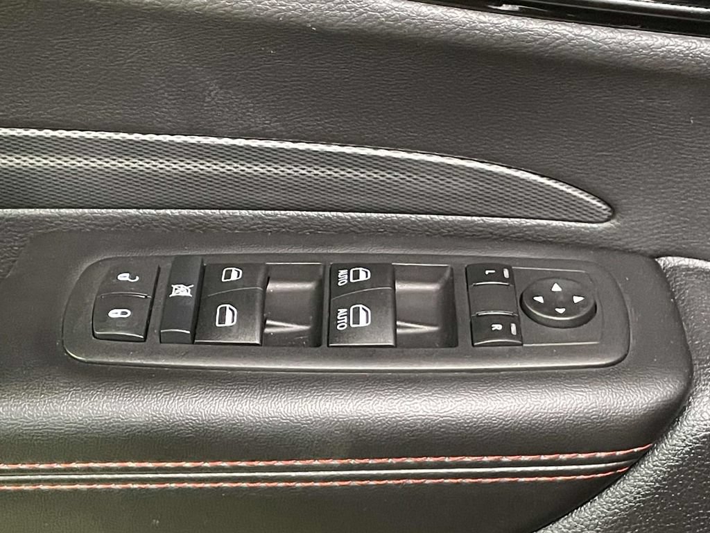 Used 2025 Dodge Durango GT AWD/4WD image 36